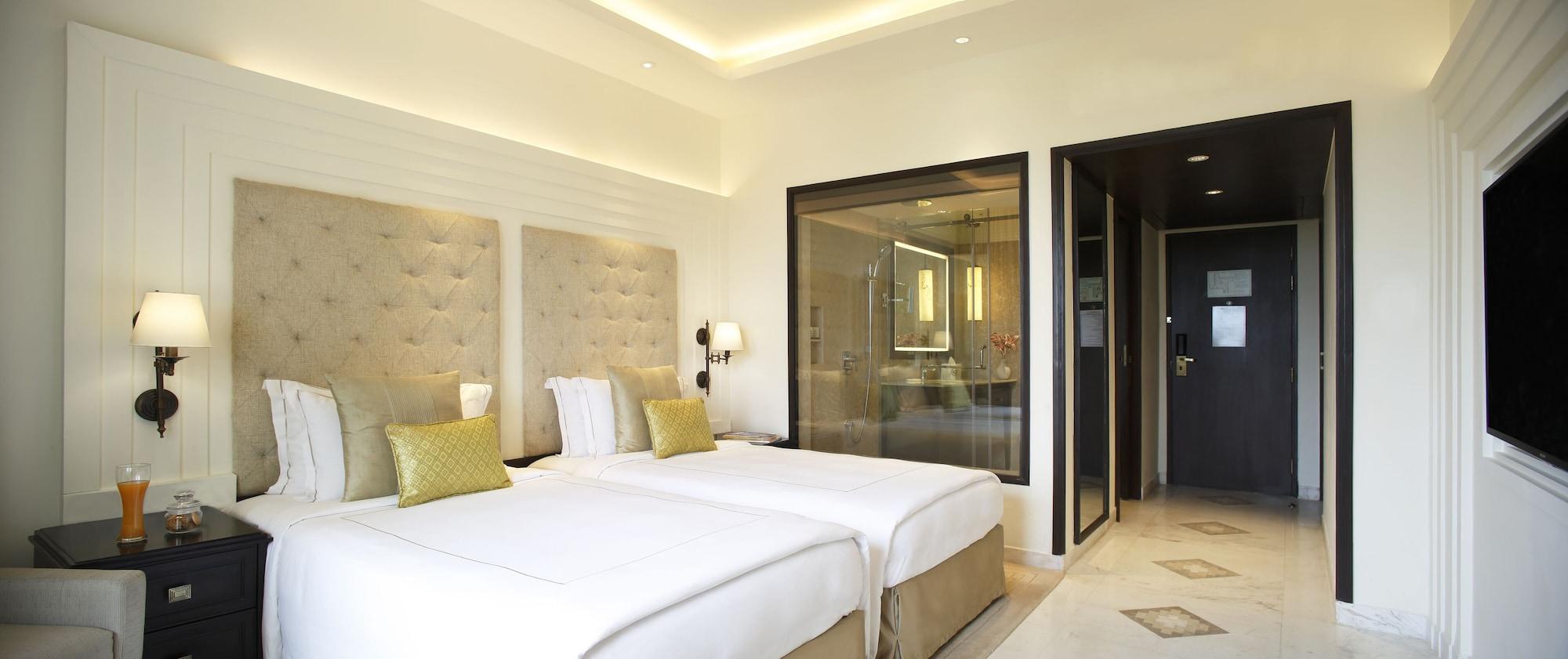 Taj Ganges Varanasi Eksteriør billede Deluxe Room