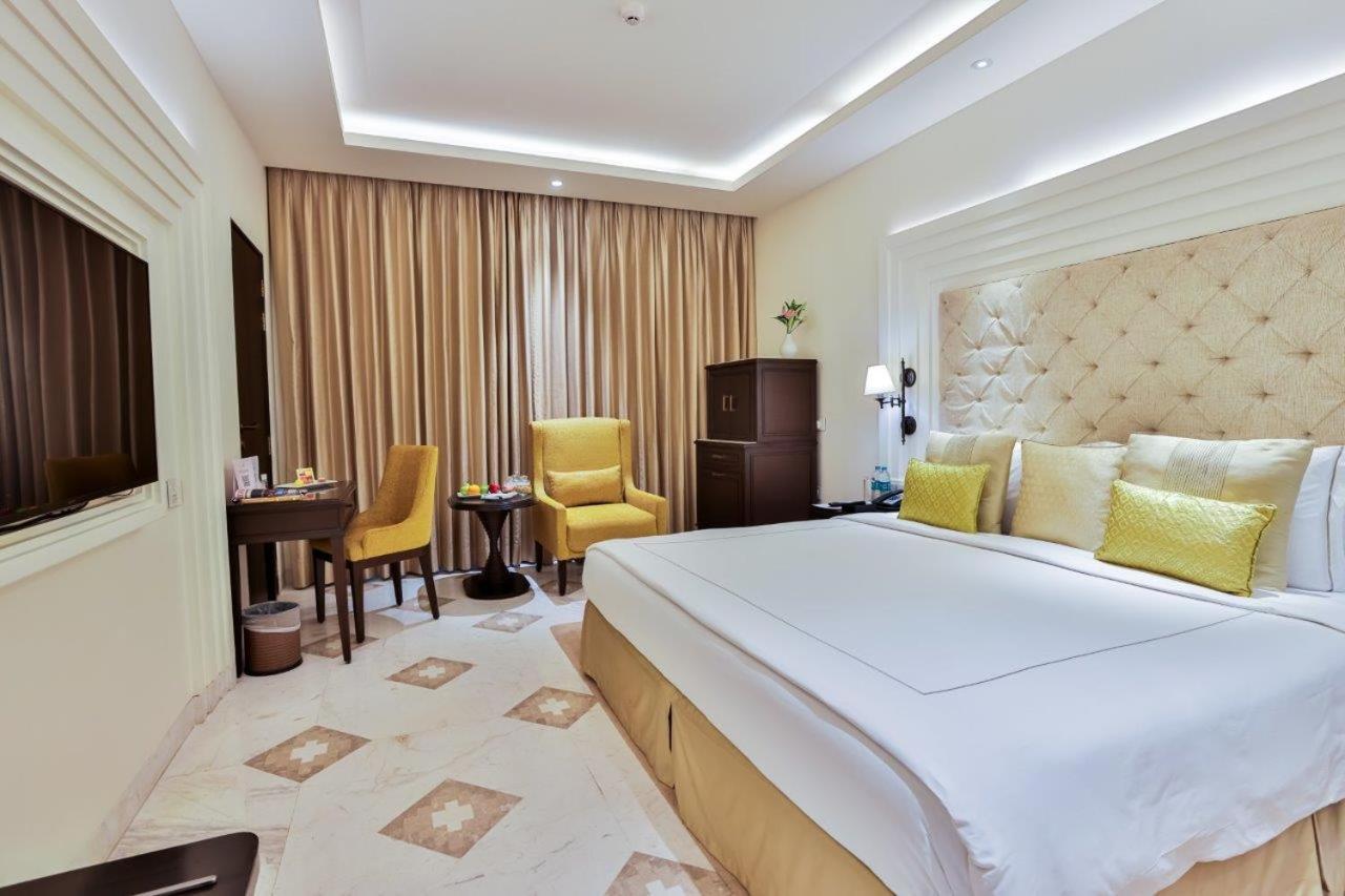 Taj Ganges Varanasi Eksteriør billede Deluxe Room